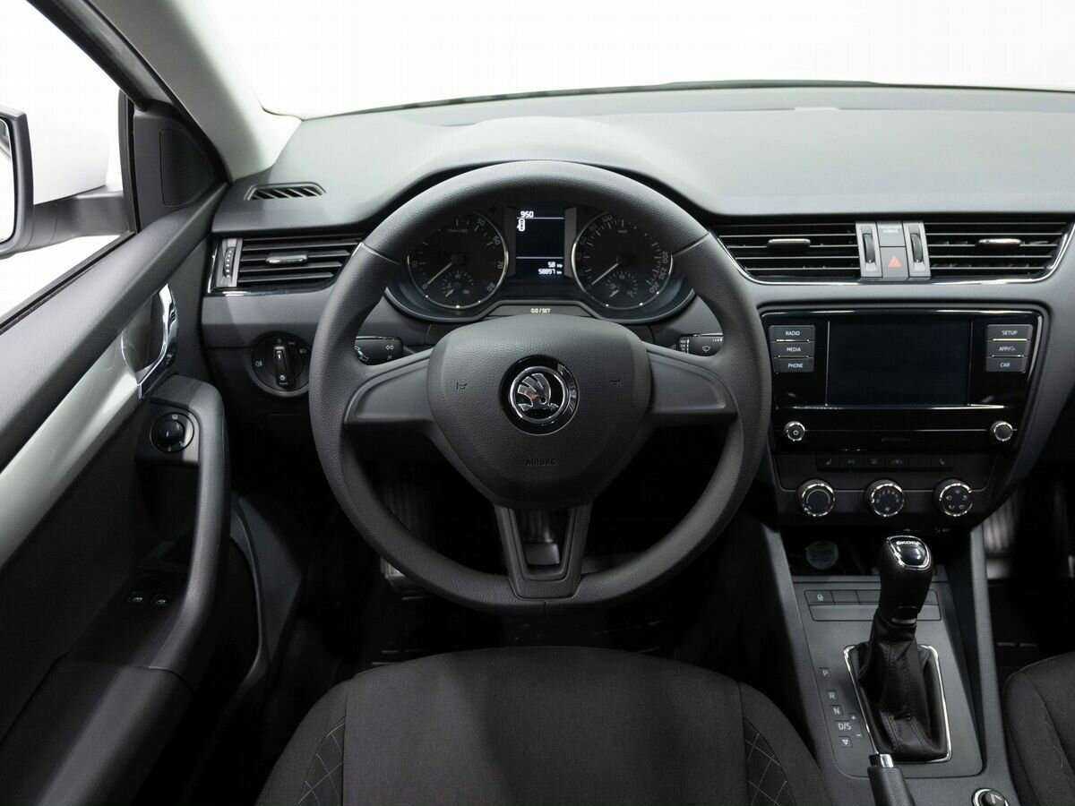 Купить Skoda Octavia, 2017, 59 000 км, фото №14