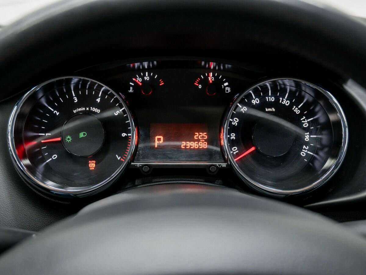Купить Peugeot 3008, 2014, 239 694 км, фото №21