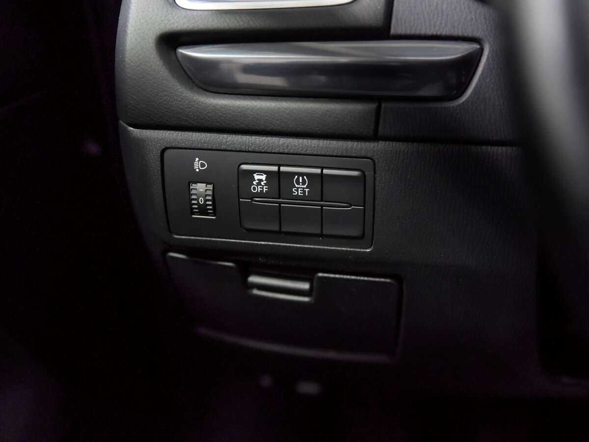 Купить Mazda 6, 2013, 298 223 км, фото №10