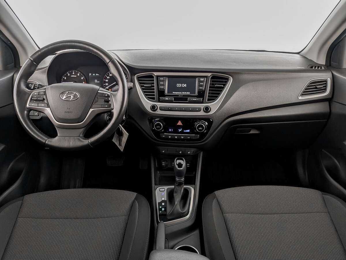 Купить Hyundai Solaris, 2018, 45 187 км, фото №12