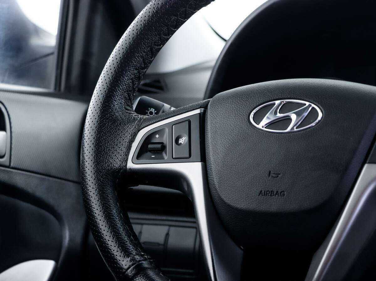 Купить Hyundai Solaris, 2016, 222 212 км, фото №13