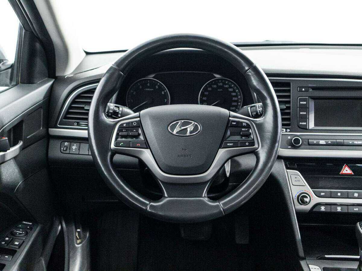 Купить Hyundai Elantra, 2018, 184 612 км, фото №17