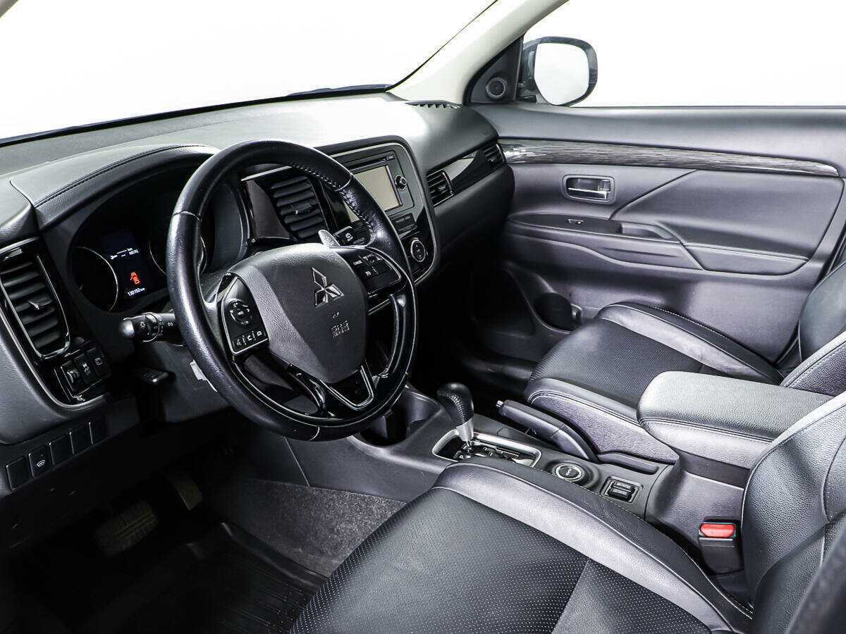 Купить Mitsubishi Outlander, 2016, 129 798 км, фото №13