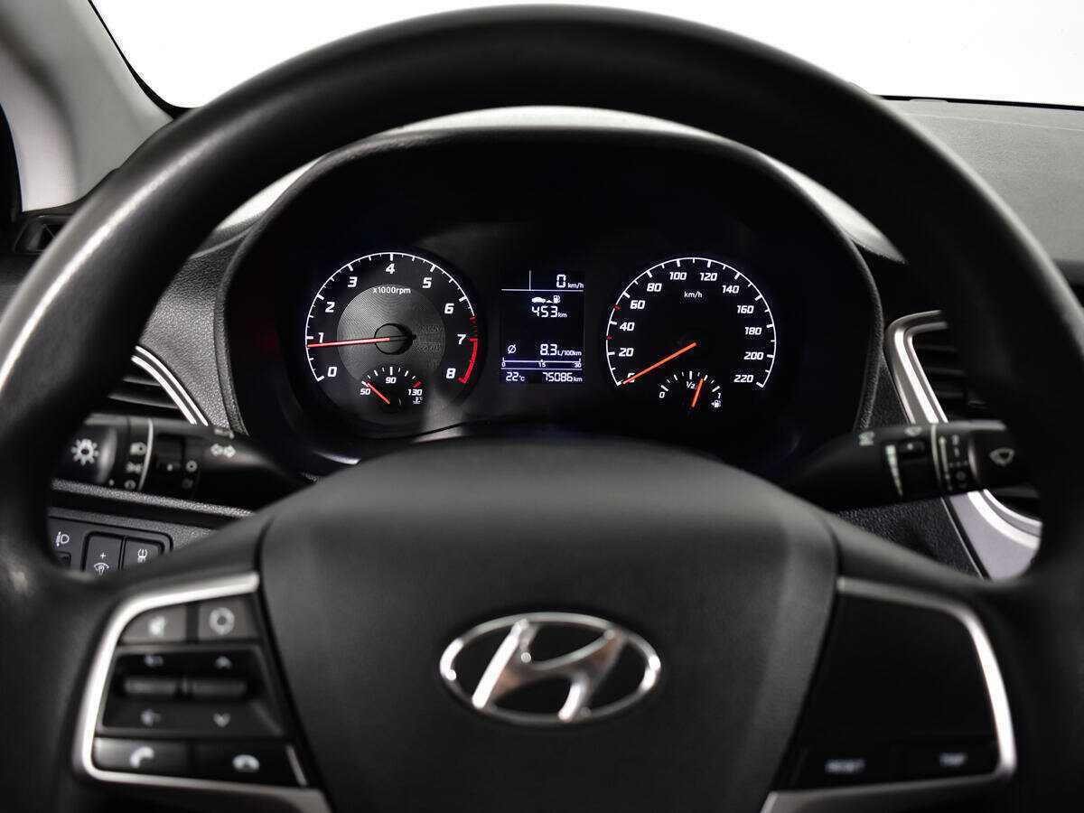 Купить Hyundai Solaris, 2021, 75 086 км, фото №9