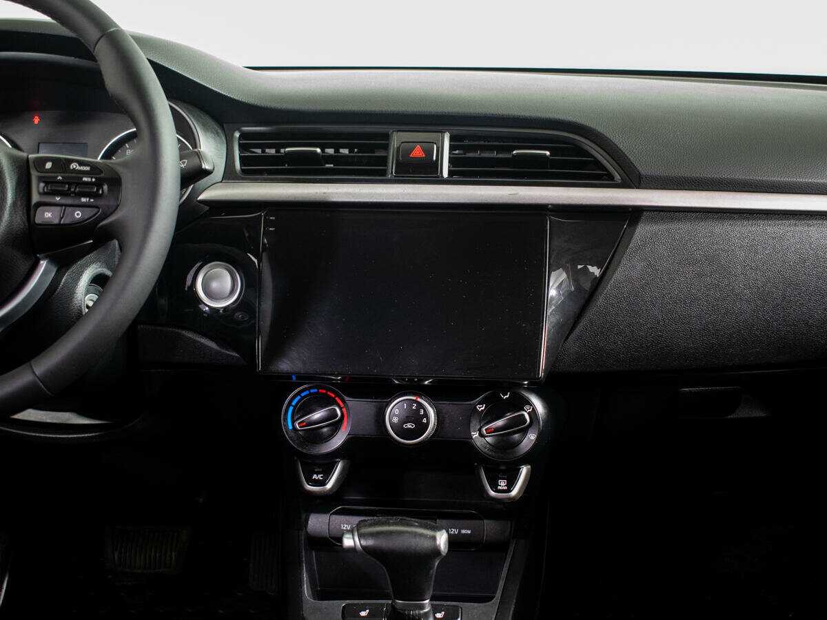 Купить Kia Rio, 2017, 136 760 км, фото №9