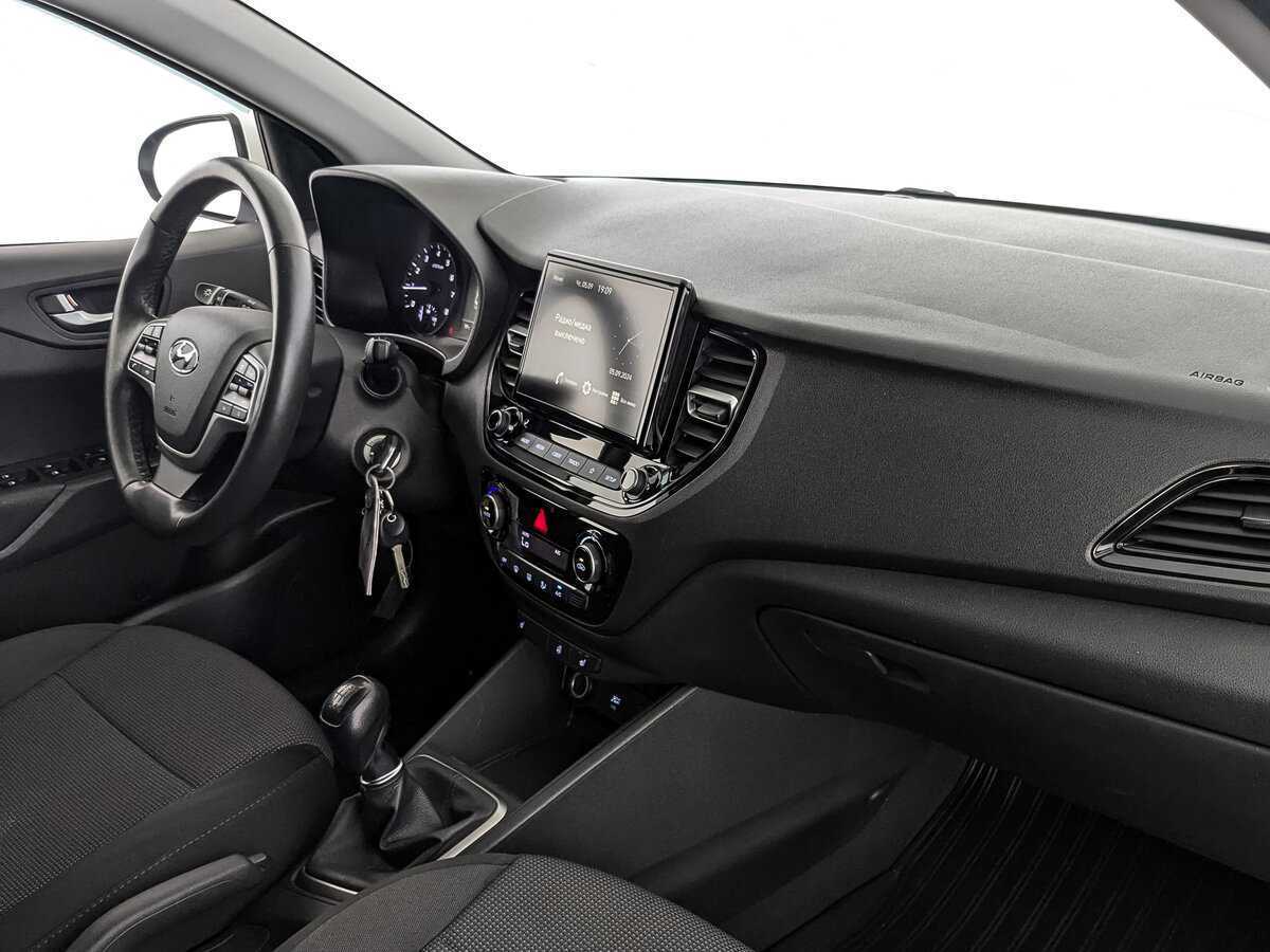 Купить Hyundai Solaris, 2020, 82 754 км, фото №9