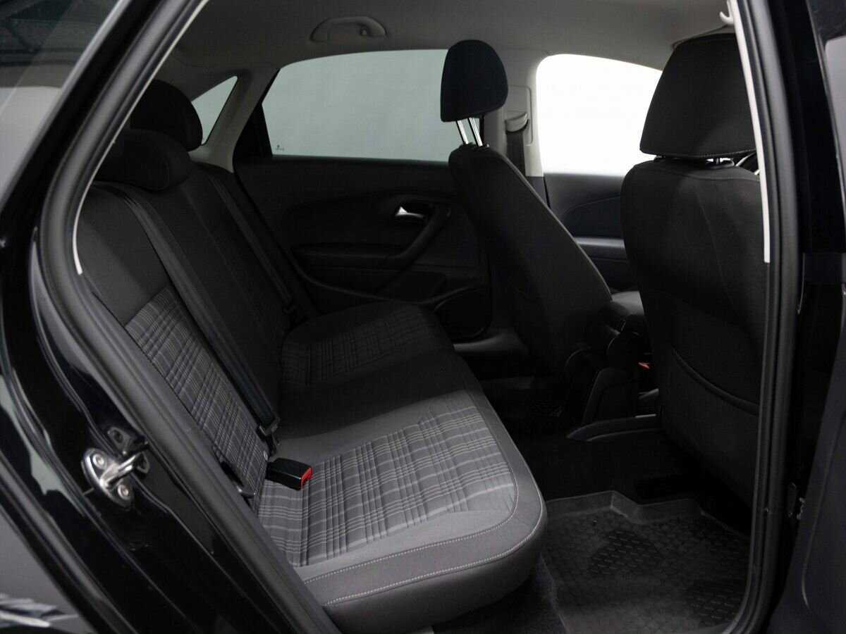 Купить Volkswagen Polo, 2016, 106 000 км, фото №10