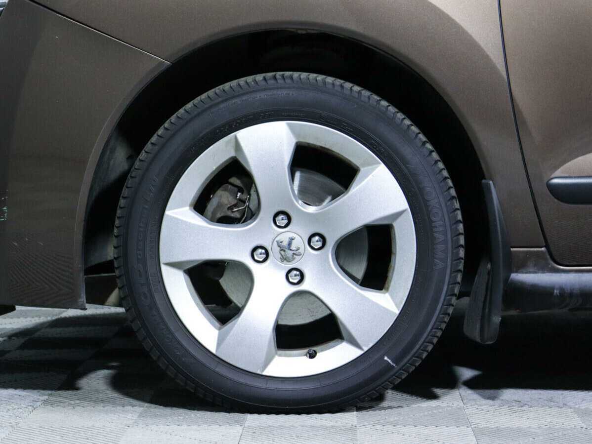 Купить Peugeot 3008, 2013, 145 570 км, фото №15