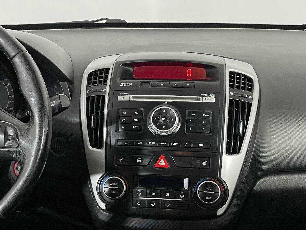 Купить Kia Ceed, 2012, 228 400 км, фото №12