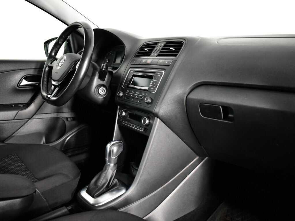 Купить Volkswagen Polo, 2015, 92 160 км, фото №9