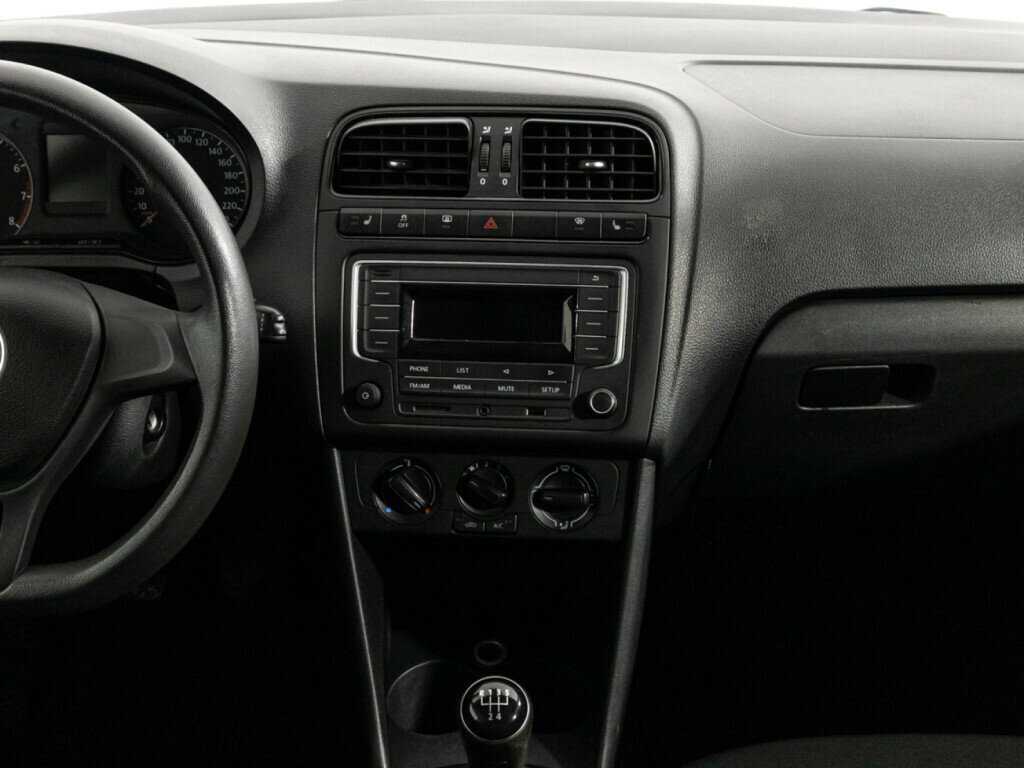 Купить Volkswagen Polo, 2016, 168 171 км, фото №14