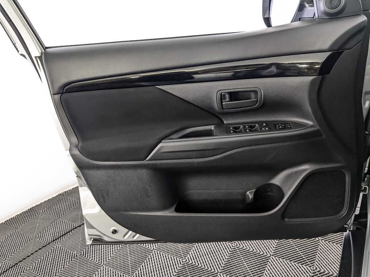 Купить Mitsubishi Outlander, 2019, 71 433 км, фото №19