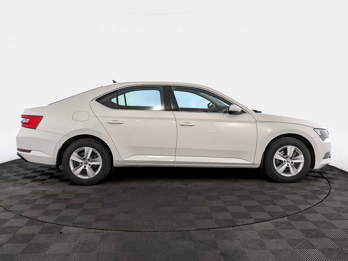 Купить Skoda Superb, 2017, 105 276 км, фото №4