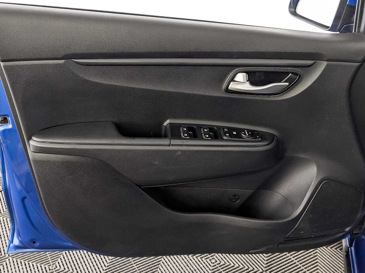 Купить Kia Rio X-Line, 2020, 153 903 км, фото №18