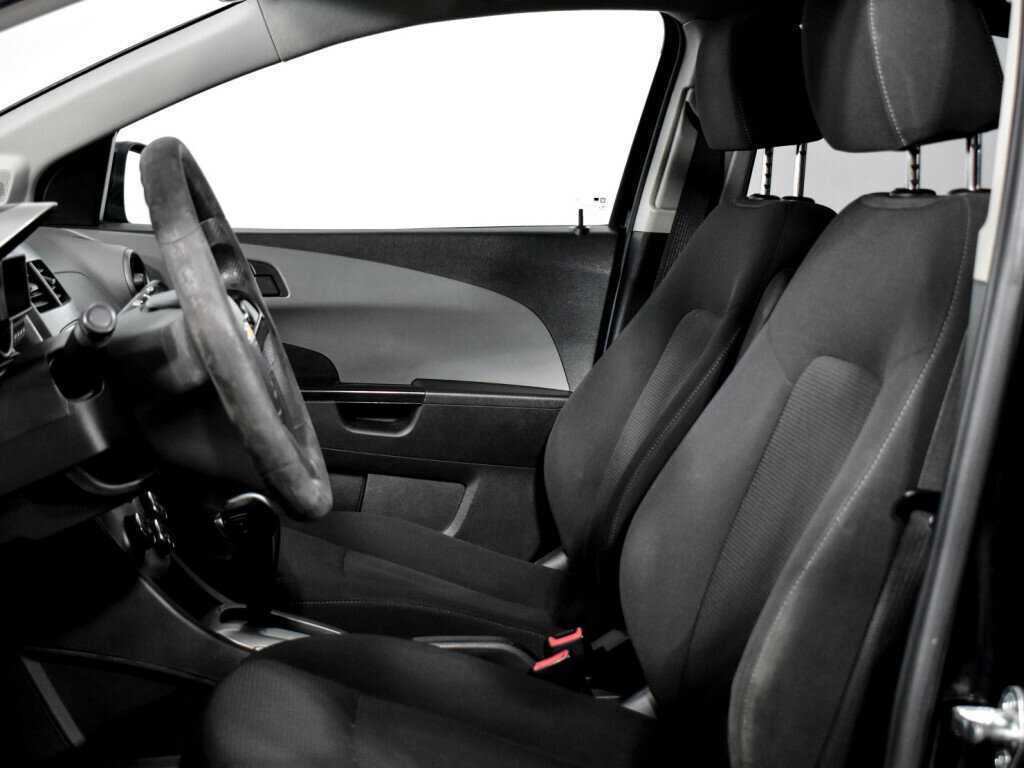 Купить Chevrolet Aveo, 2013, 206 100 км, фото №11