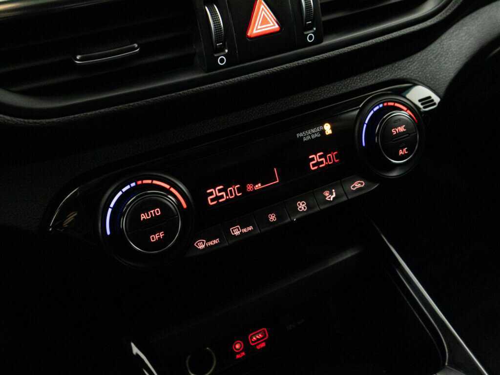 Купить Kia Cerato, 2019, 99 594 км, фото №16