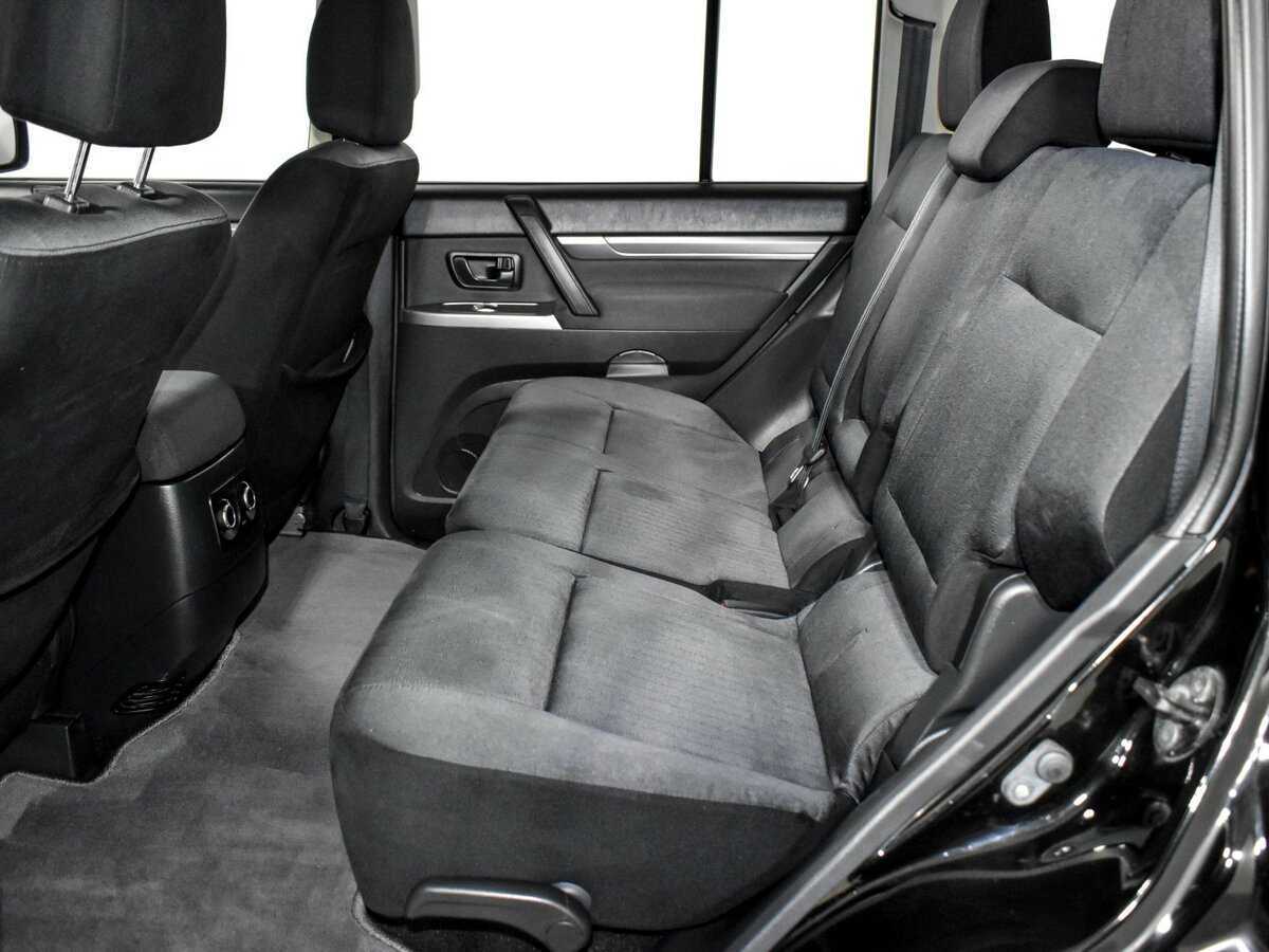 Купить Mitsubishi Pajero, 2013, 233 911 км, фото №8