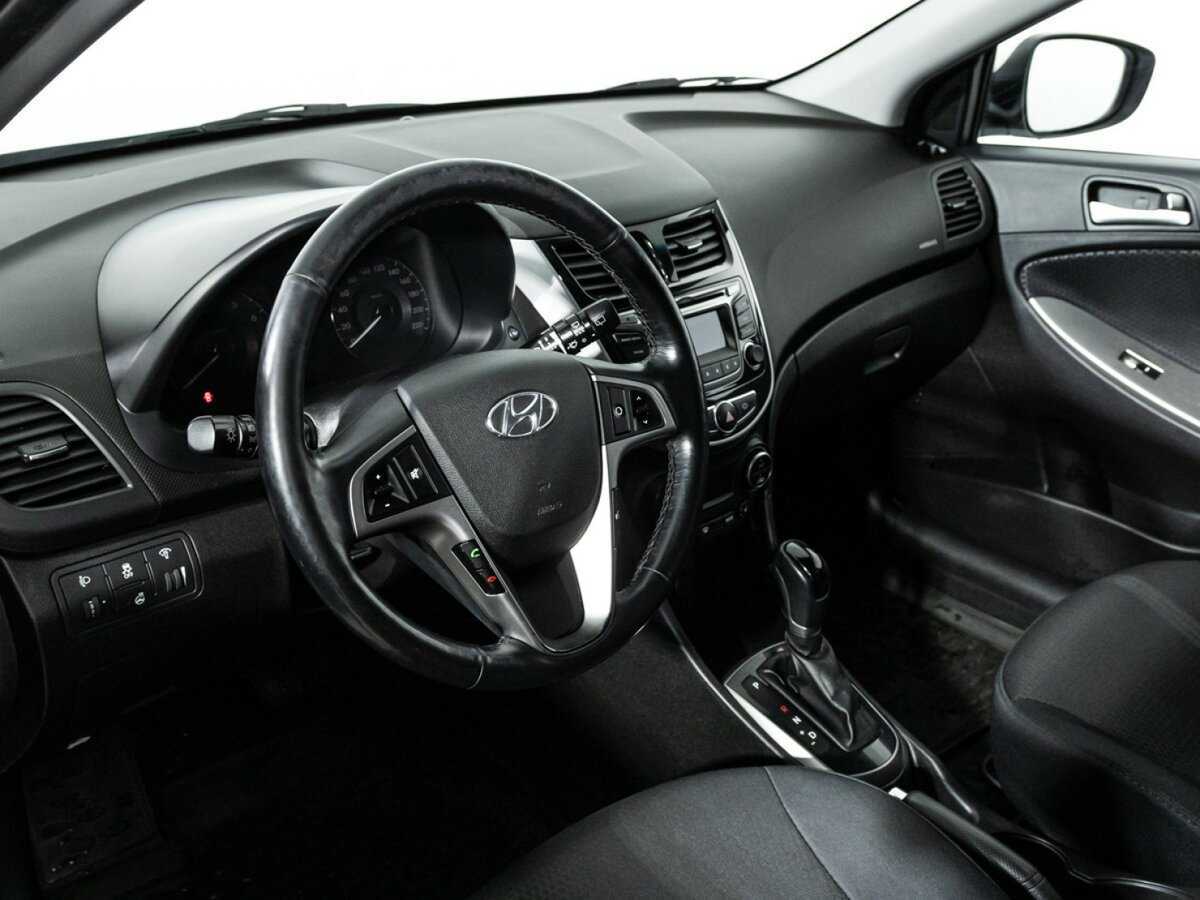 Купить Hyundai Solaris, 2016, 118 872 км, фото №11