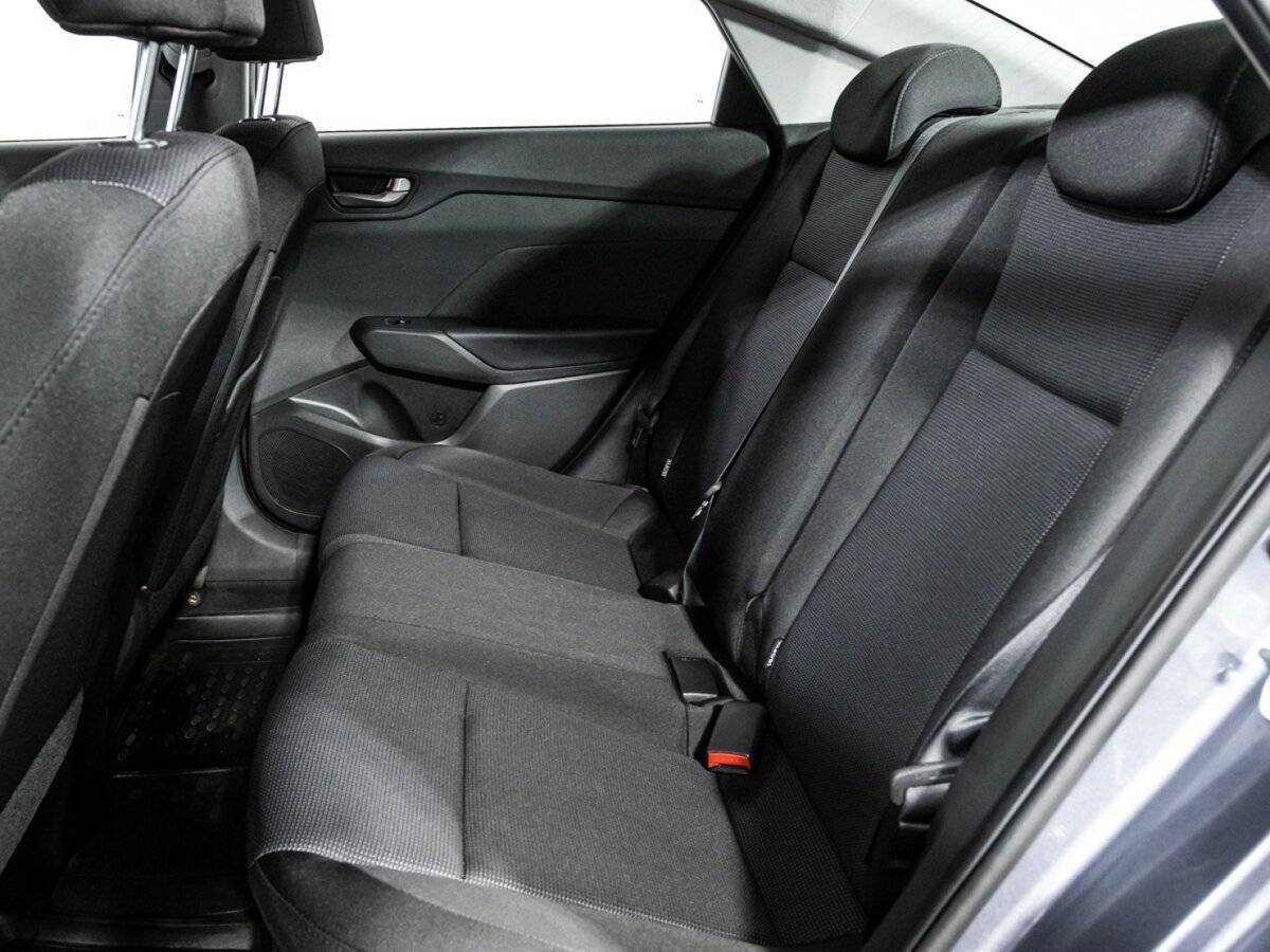 Купить Hyundai Solaris, 2017, 21 249 км, фото №10