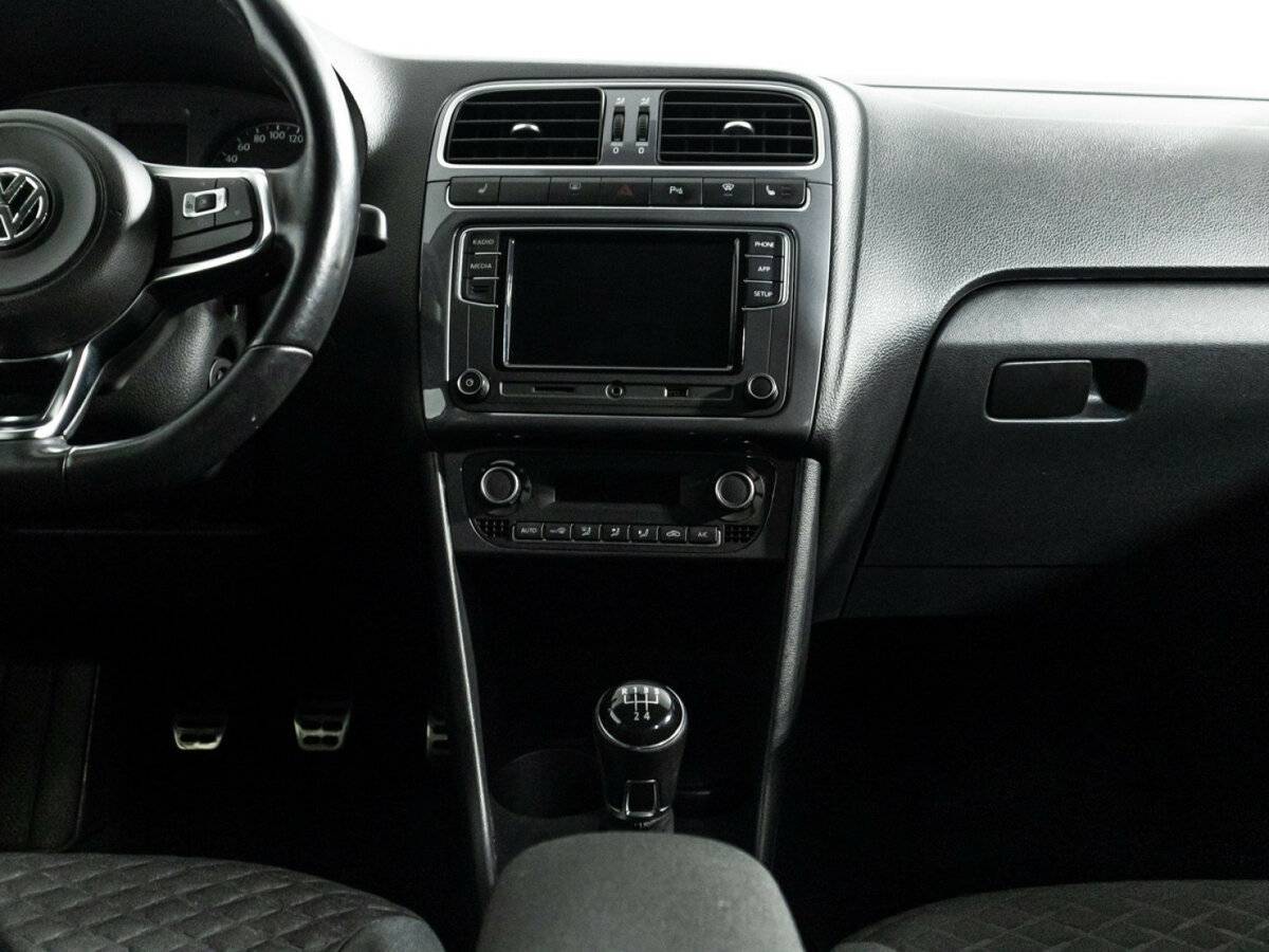 Купить Volkswagen Polo, 2018, 81 927 км, фото №14
