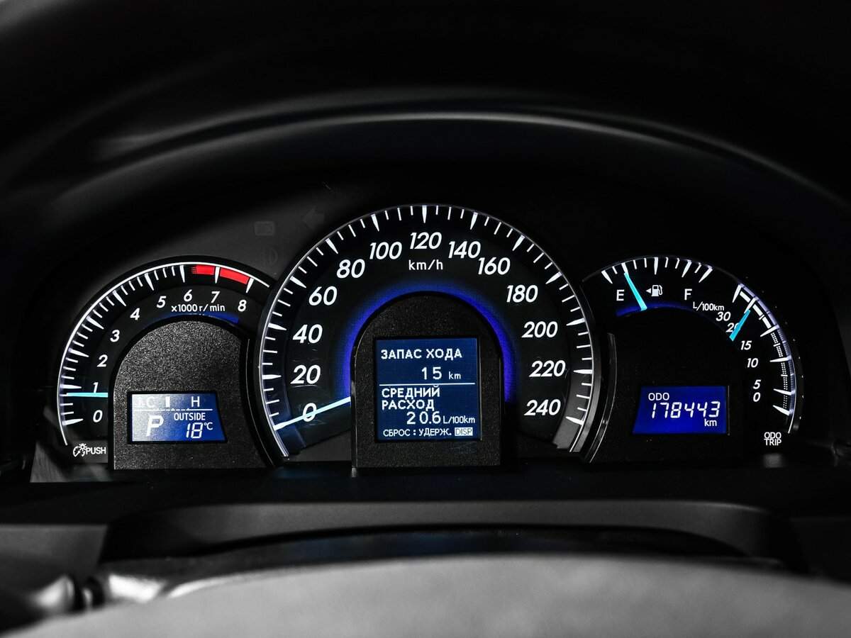 Купить Toyota Camry, 2012, 180 000 км, фото №10