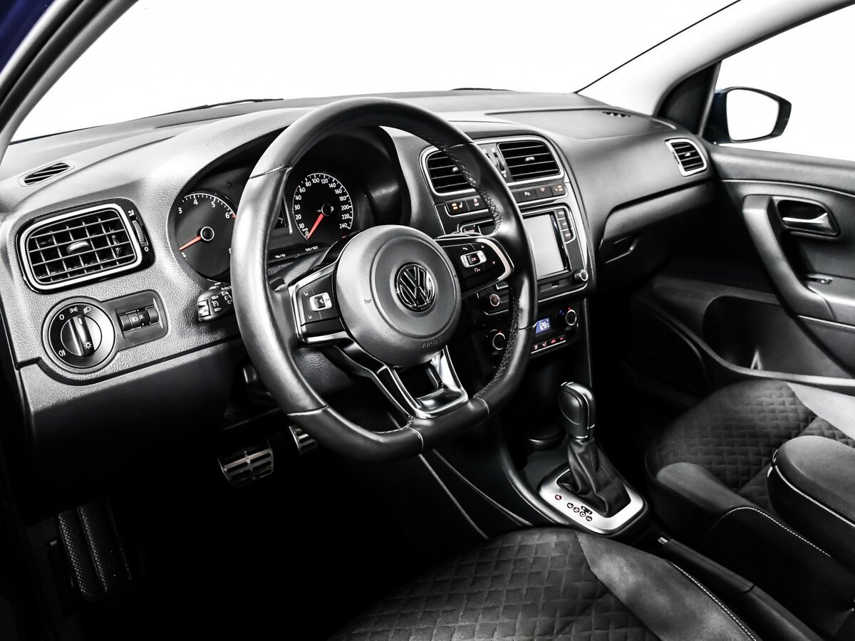 Купить Volkswagen Polo V Рестайлинг, 2018, 45 978 км, фото №11