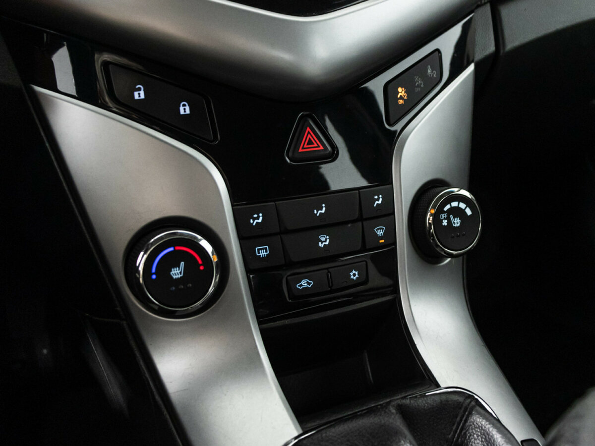 Купить Chevrolet Cruze I Рестайлинг, 2012, 194 357 км, фото №15